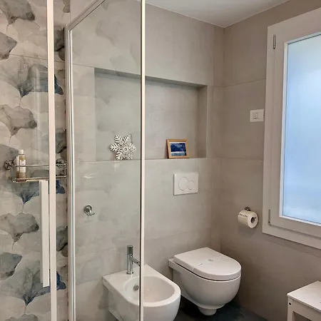 Snowflake Elegante A Tema Natale In Centro A Apartman *